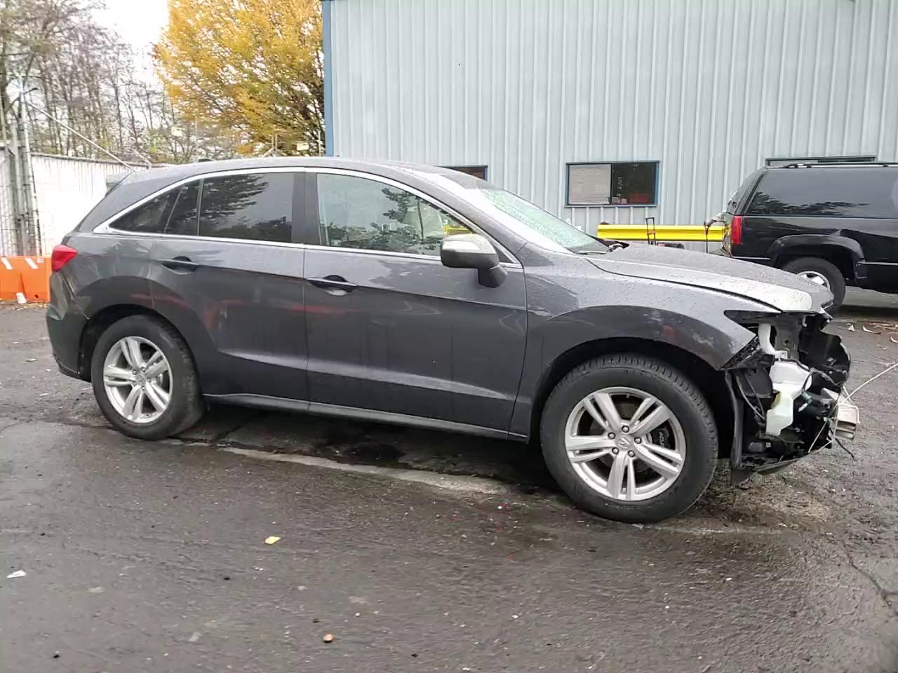 Фото: 5J8TB3H51DL016674