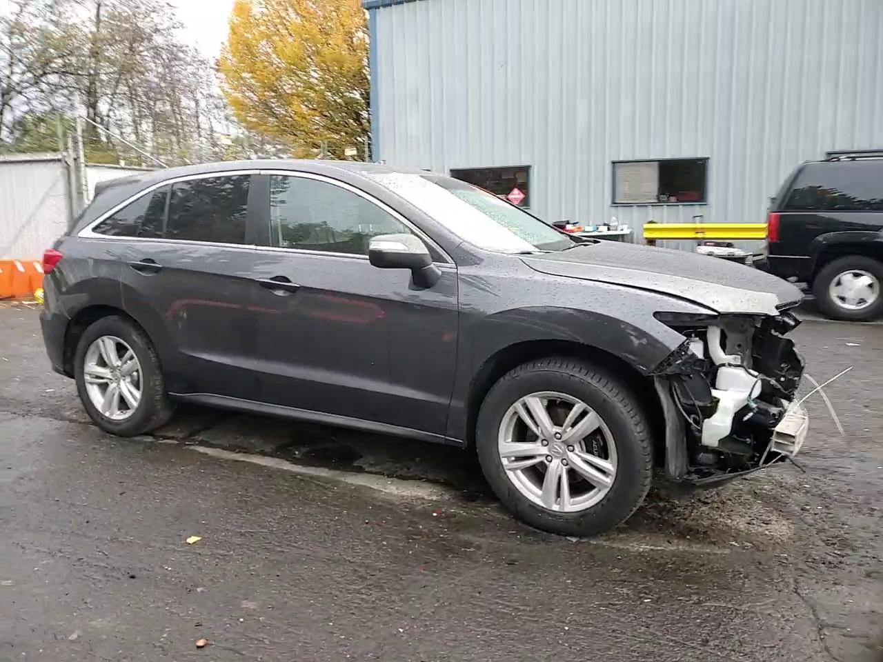 Фото: 5J8TB3H51DL016674