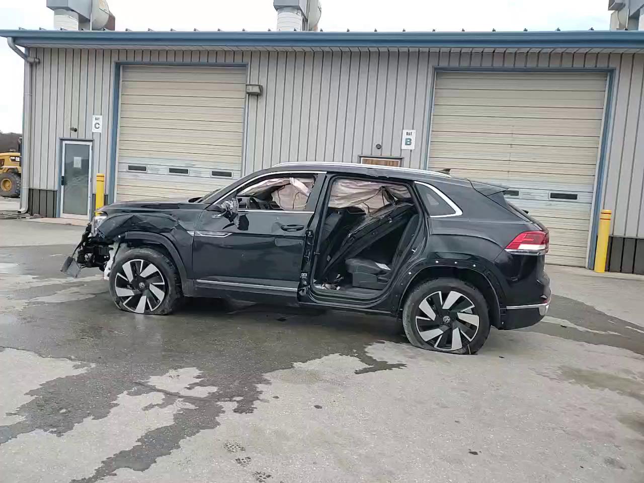 Фото: 1V2BE2CA7SC226305