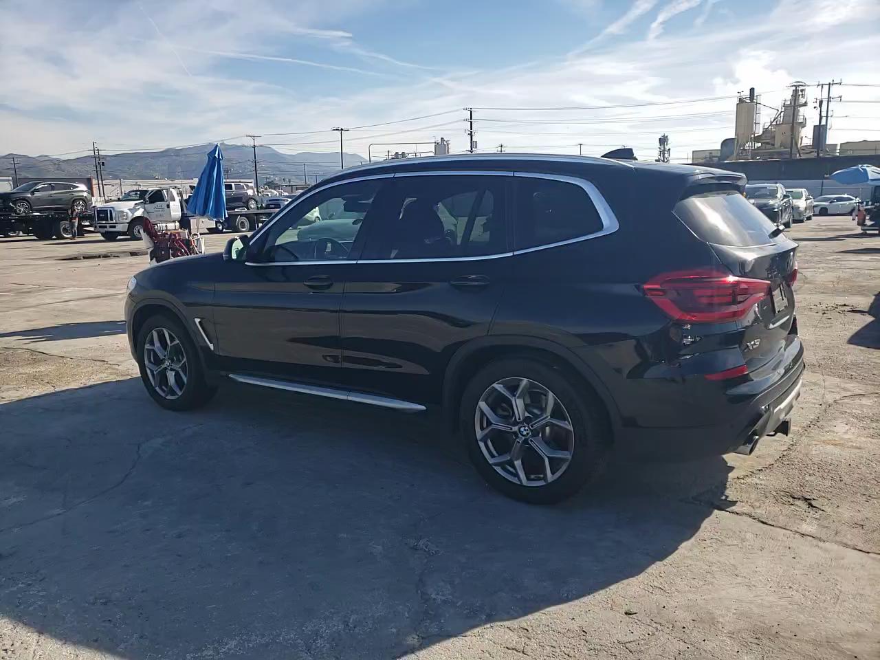 Фото: 5UXTY3C09L9C69473