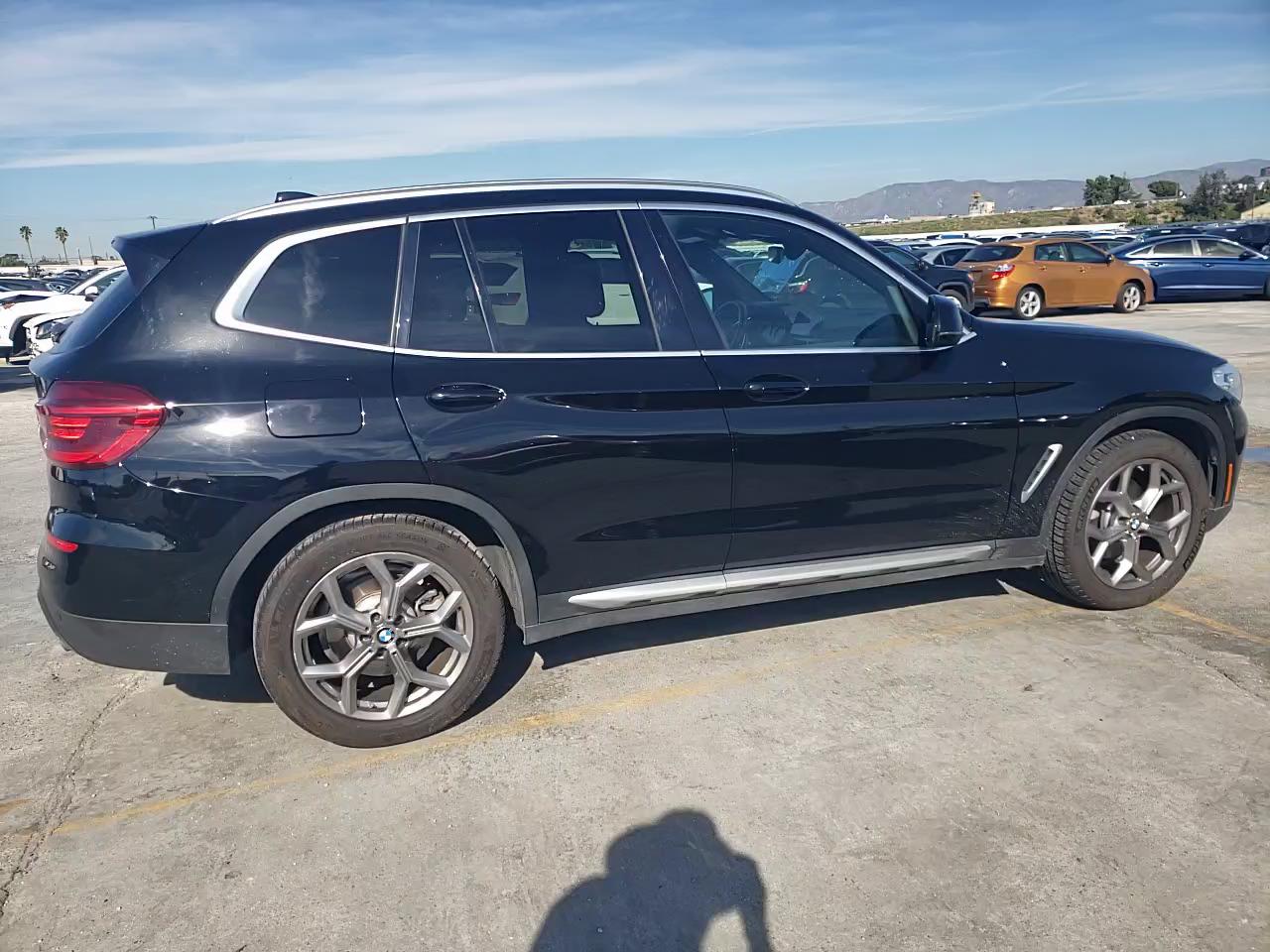 Фото: 5UXTY3C09L9C69473