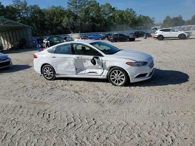 2017 Ford Fusion Se Hybrid VIN: 3FA6P0LU3HR258437 Lot: 93448525