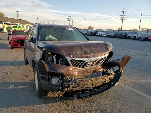 2012 Kia Sorento Base VIN: 5XYKTDA29CG260838 Lot: 92646545