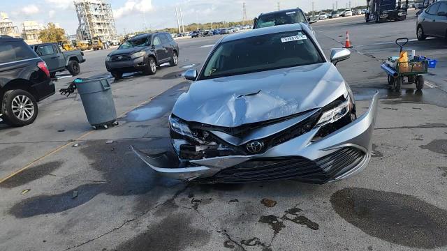 2024 Toyota Camry Le VIN: 4T1C11AK9RU870704 Lot: 93881075