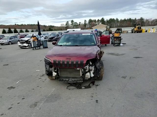 2019 Jeep Cherokee Latitude Plus VIN: 1C4PJMLB9KD318968 Lot: 92804615