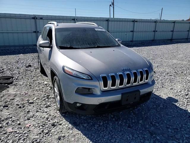 2018 Jeep Cherokee Latitude Plus VIN: 1C4PJLLB9JD551709 Lot: 92417485
