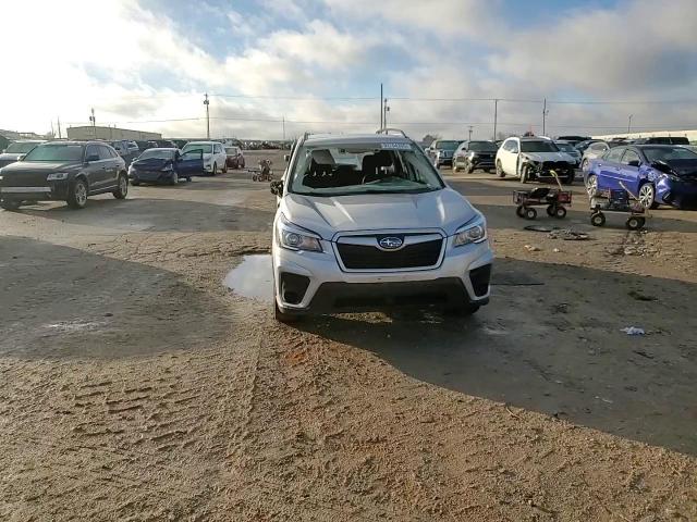 2019 Subaru Forester VIN: JF2SKACC7KH560876 Lot: 93704335