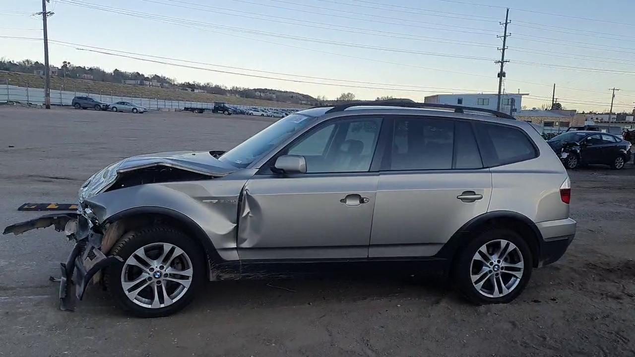 Фото: WBXPC93437WE78497