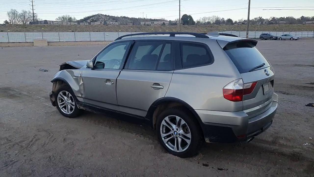 Фото: WBXPC93437WE78497