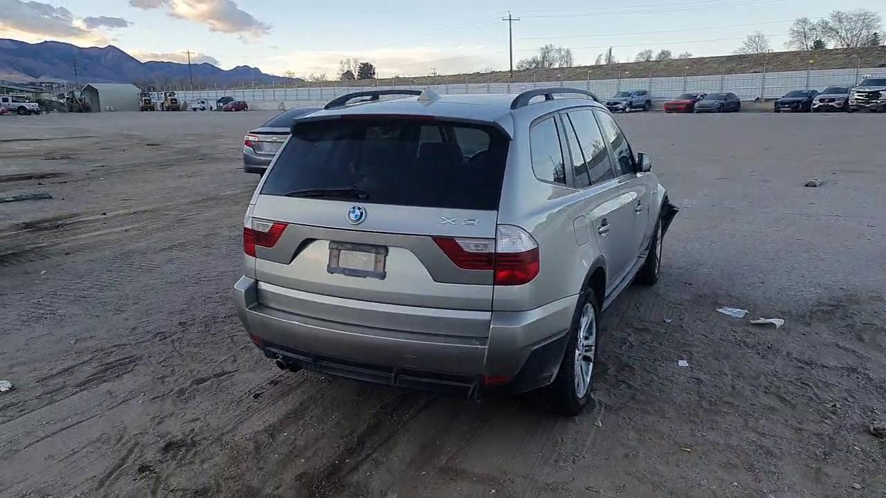 Фото: WBXPC93437WE78497