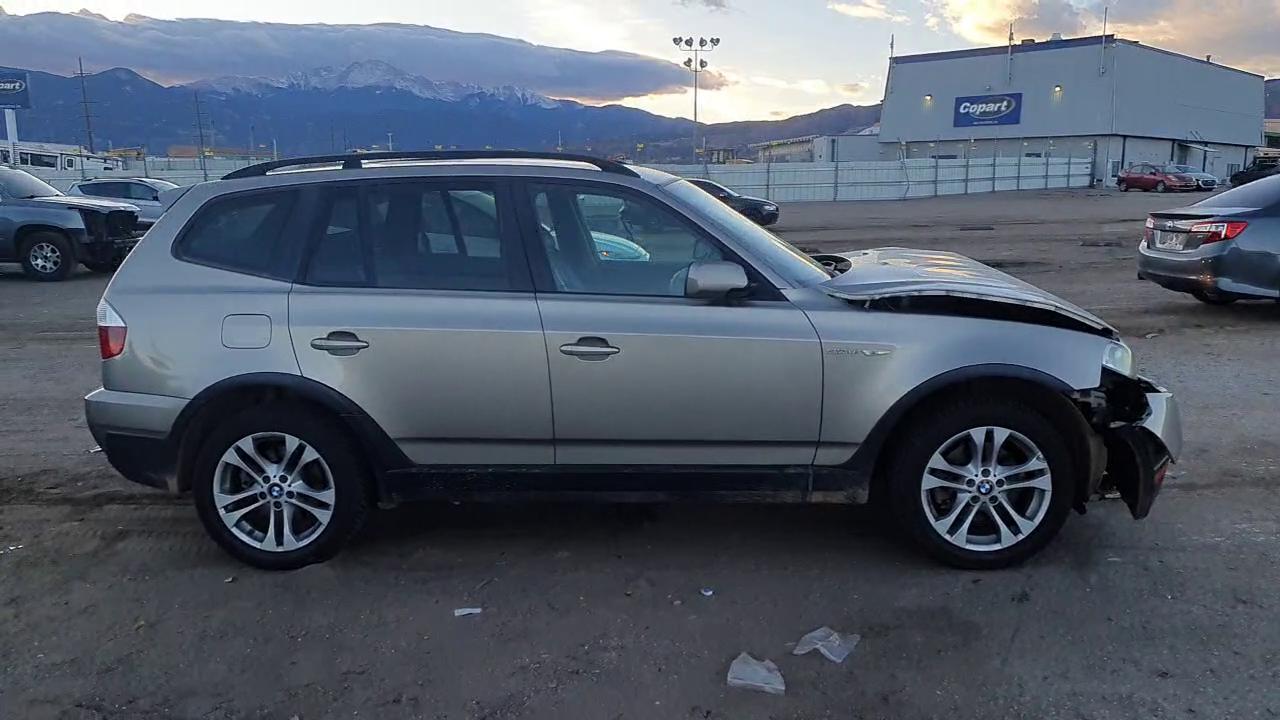 Фото: WBXPC93437WE78497