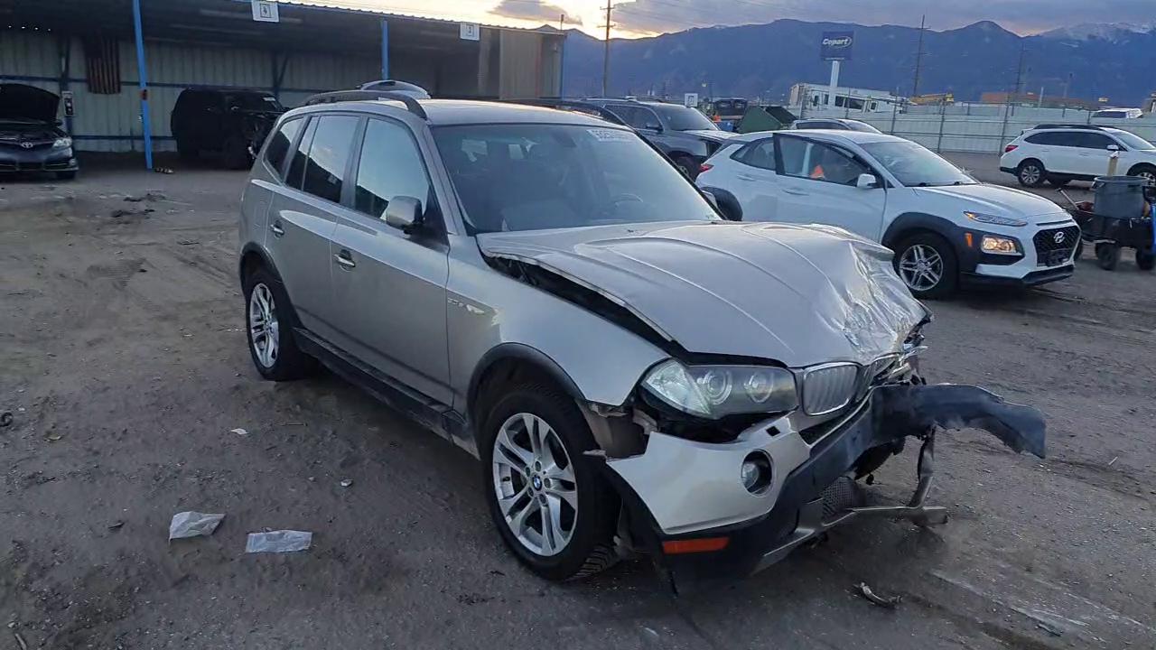 Фото: WBXPC93437WE78497