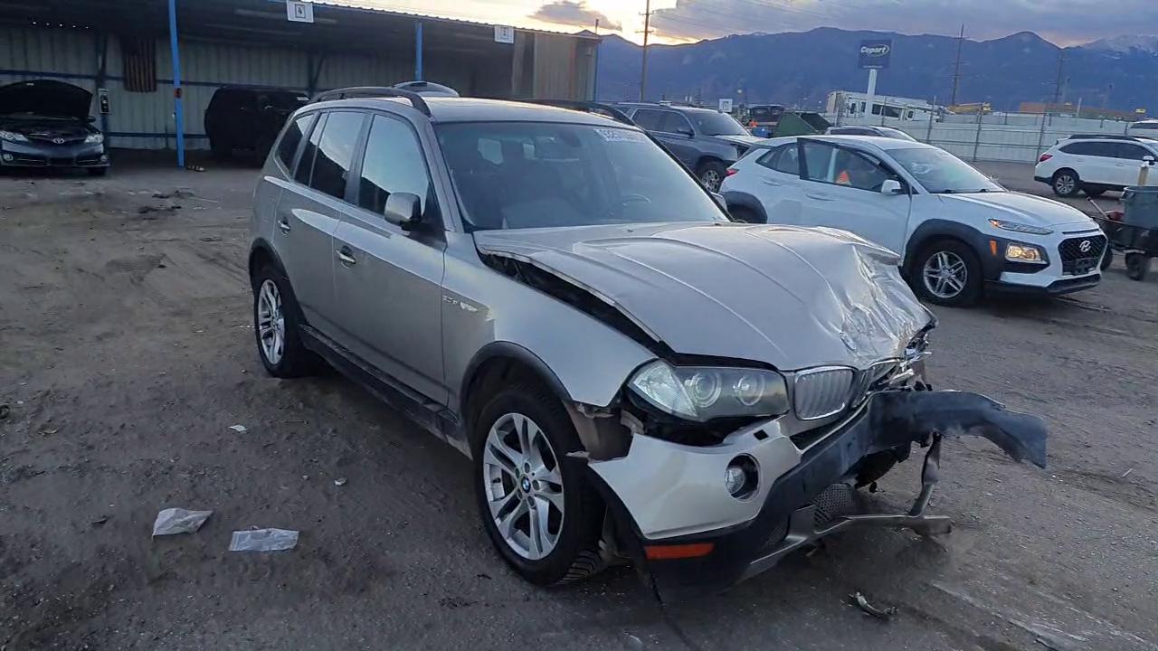 Фото: WBXPC93437WE78497