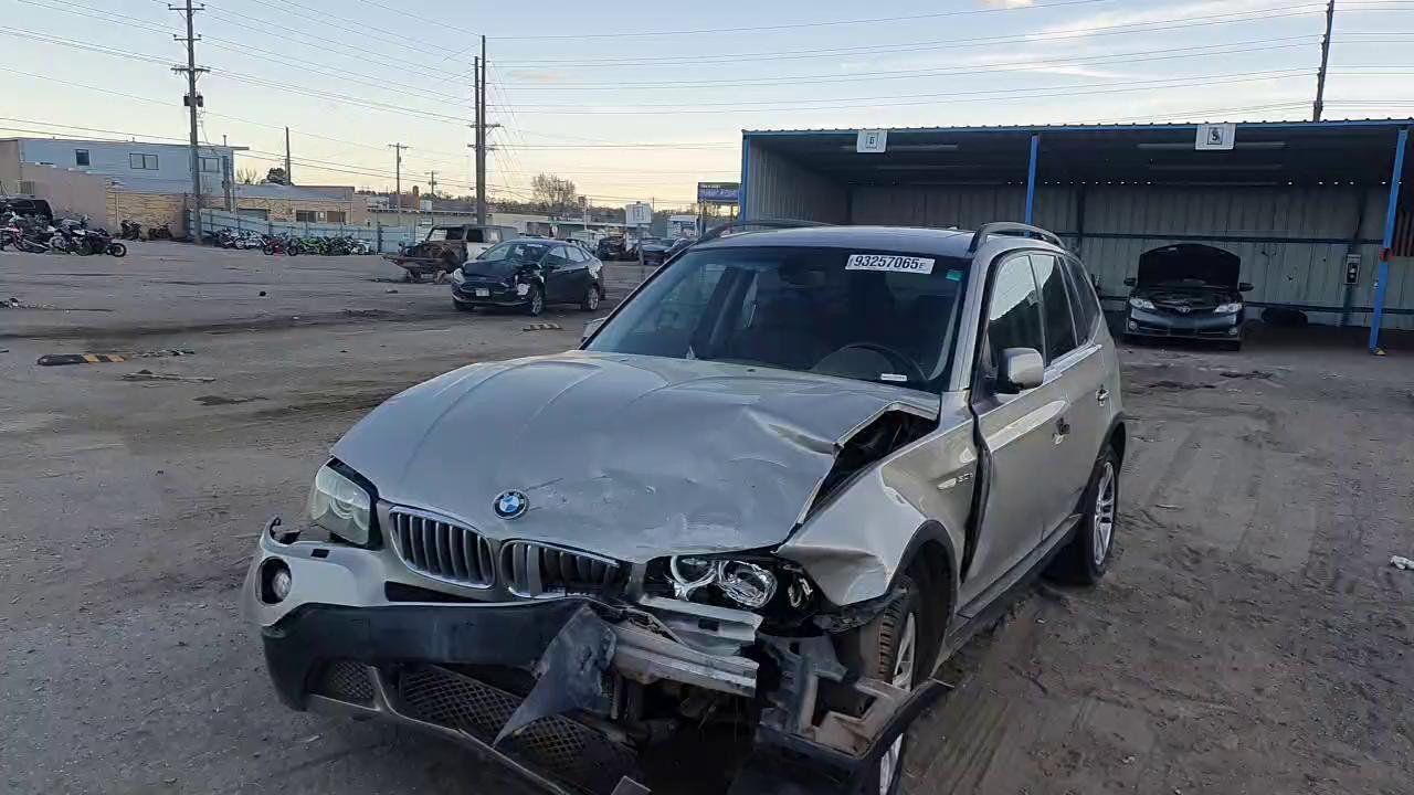 Фото: WBXPC93437WE78497