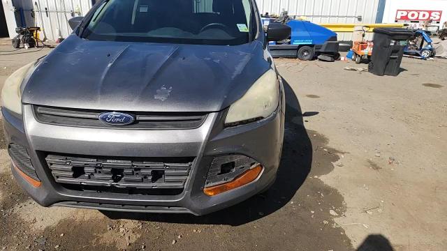 2013 Ford Escape S VIN: 1FMCU0F75DUB00143 Lot: 92000385