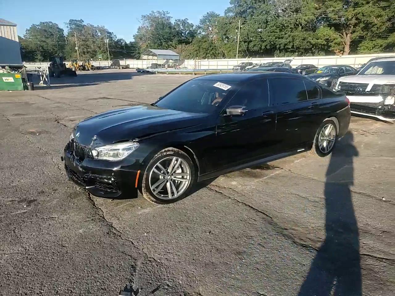 Фото: WBA7F2C56HG422385