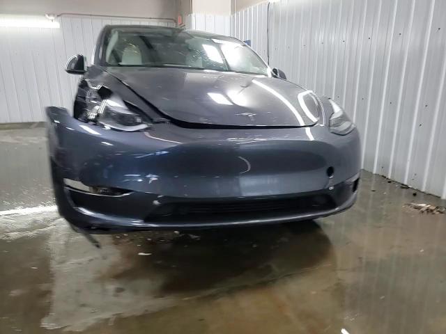 2023 Tesla Model Y VIN: 7SAYGDEF7PF938675 Lot: 92172965