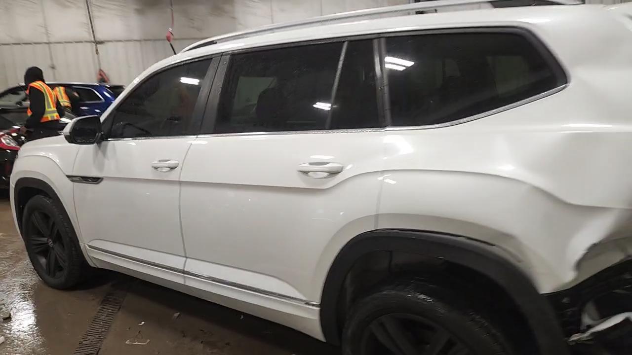 Фото: 1V2AR2CA8NC524494