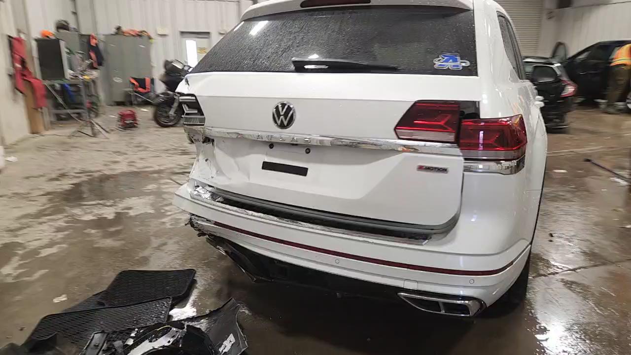 Фото: 1V2AR2CA8NC524494