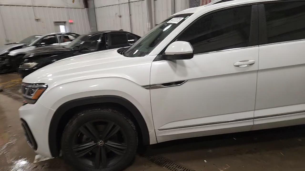 Фото: 1V2AR2CA8NC524494