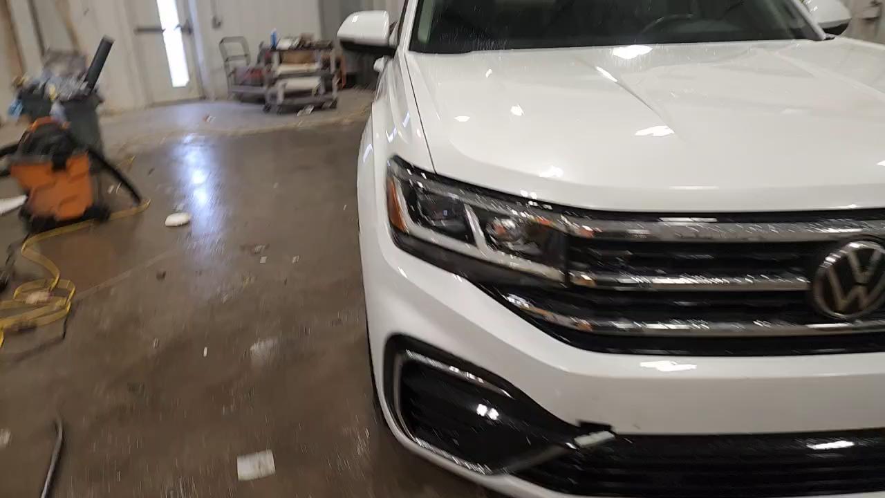 Фото: 1V2AR2CA8NC524494