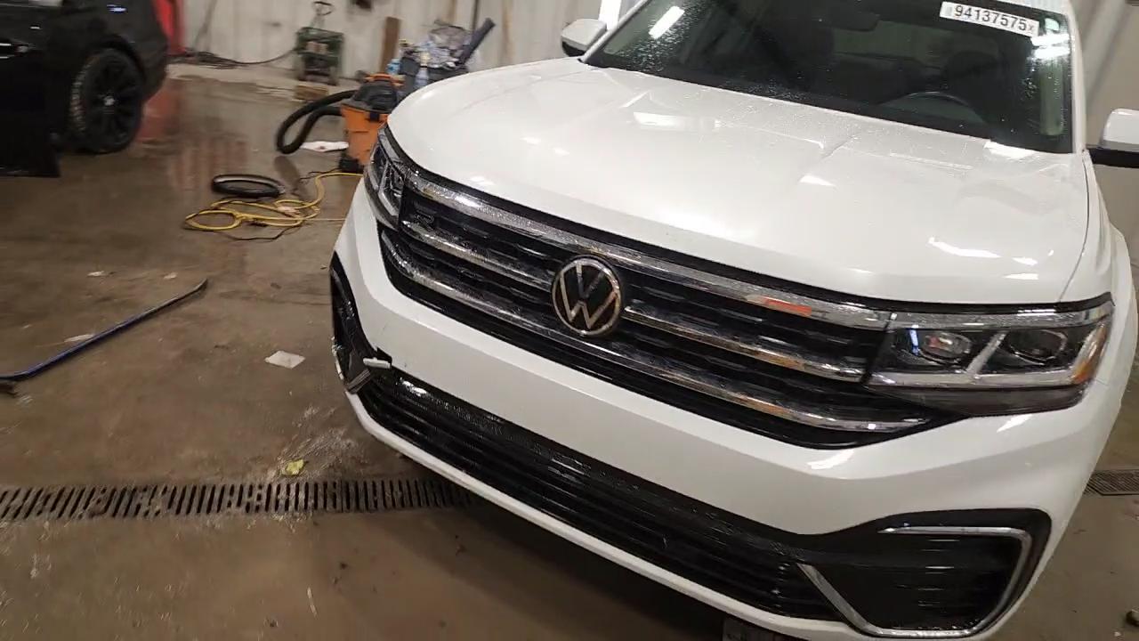 Фото: 1V2AR2CA8NC524494