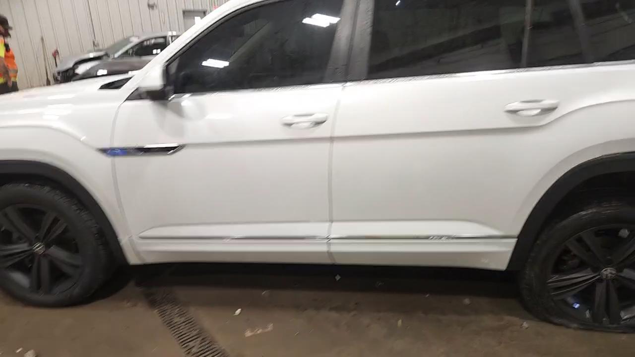 Фото: 1V2AR2CA8NC524494