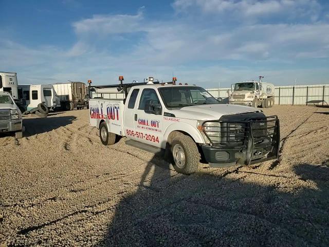 2011 Ford F350 Utility / Service Truck VIN: 1FD8X3E67BEA32698 Lot: 92864605