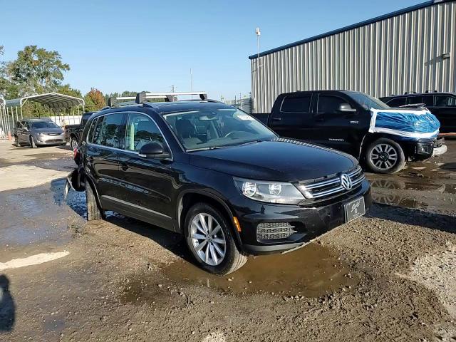 2017 Volkswagen Tiguan Wolfsburg VIN: WVGRV7AXXHK002430 Lot: 91254645