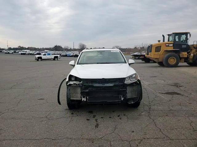 2014 Volkswagen Touareg V6 Tdi VIN: WVGEP9BP3ED011604 Lot: 93676045