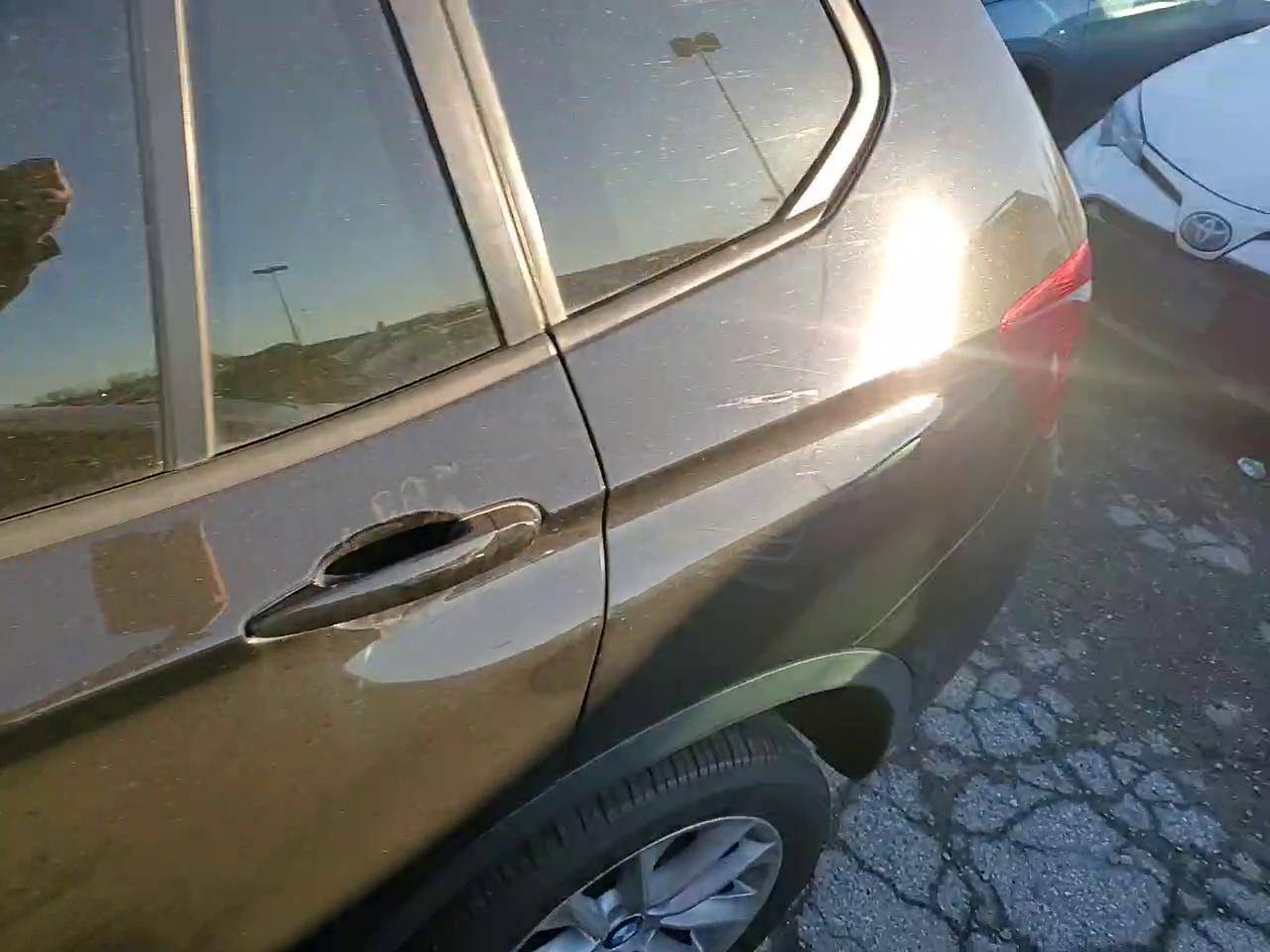 Фото: 5UXWX9C58G0D70478