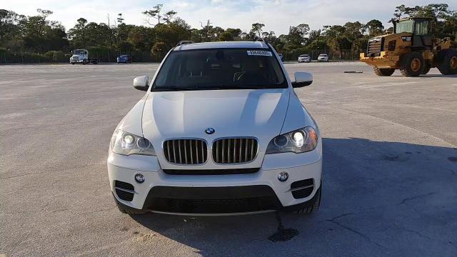 2013 BMW X5 xDrive35I VIN: 5UXZV4C5XDL993792 Lot: 93640405