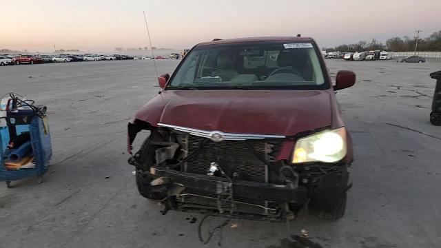 2010 Chrysler Town & Country Touring VIN: 2A4RR5D17AR337425 Lot: 92736105