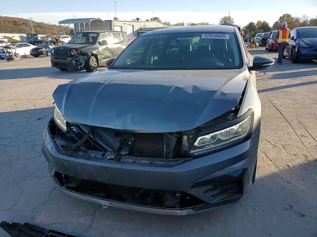 2018 Volkswagen Passat S VIN: 1VWAA7A38JC045963 Lot: 92058665