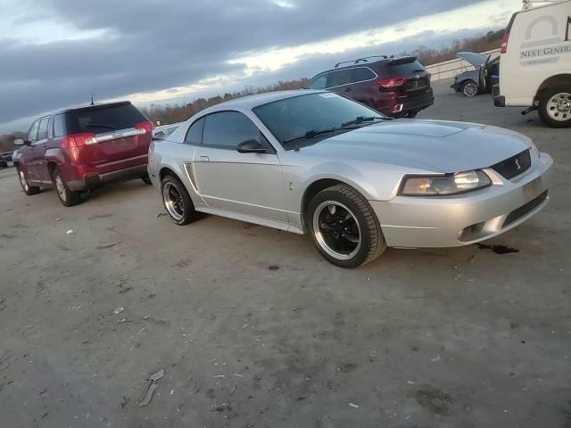 2001 Ford Mustang Cobra Svt VIN: 1FAFP47V51F240812 Lot: 93784215