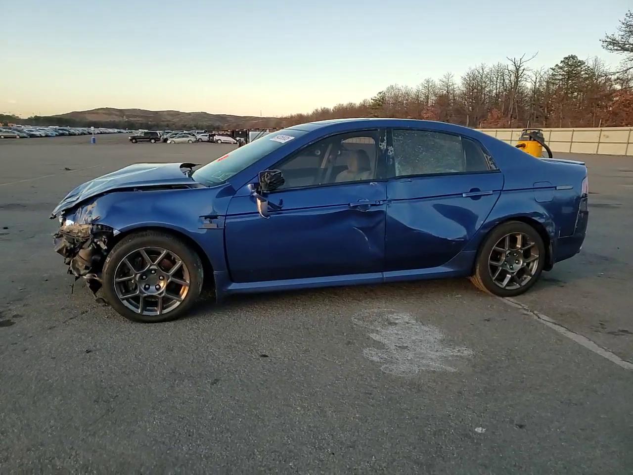 Фото: 19UUA76538A042535