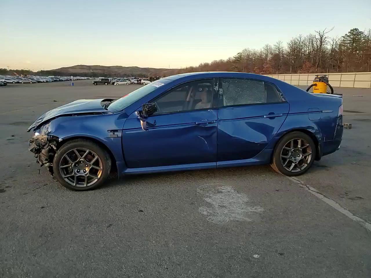 Фото: 19UUA76538A042535