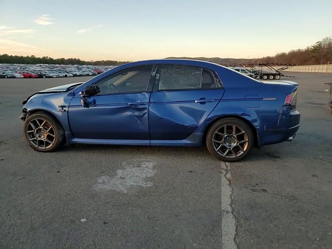 Фото: 19UUA76538A042535