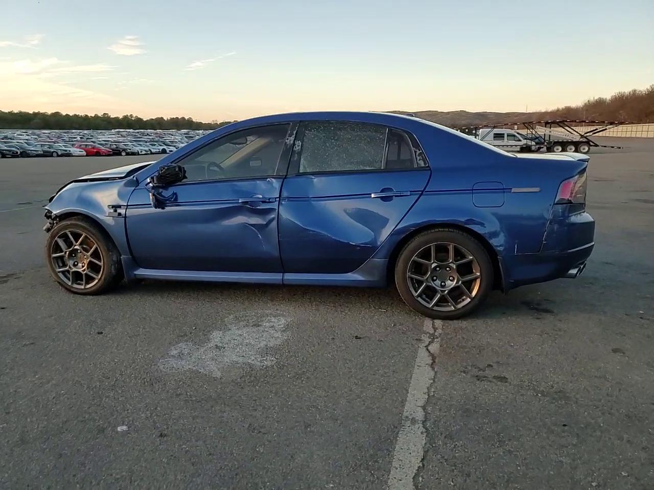 Фото: 19UUA76538A042535