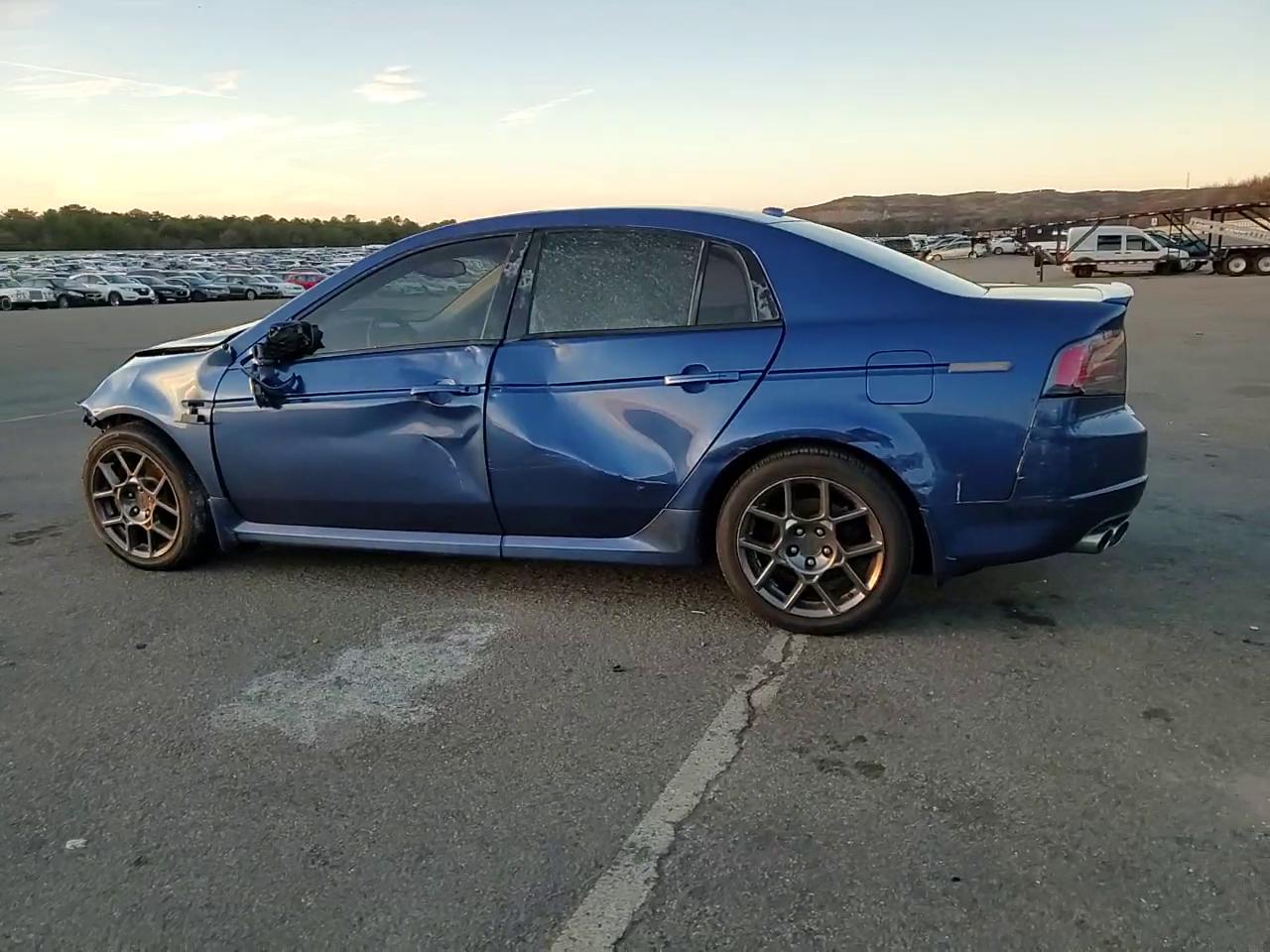 Фото: 19UUA76538A042535