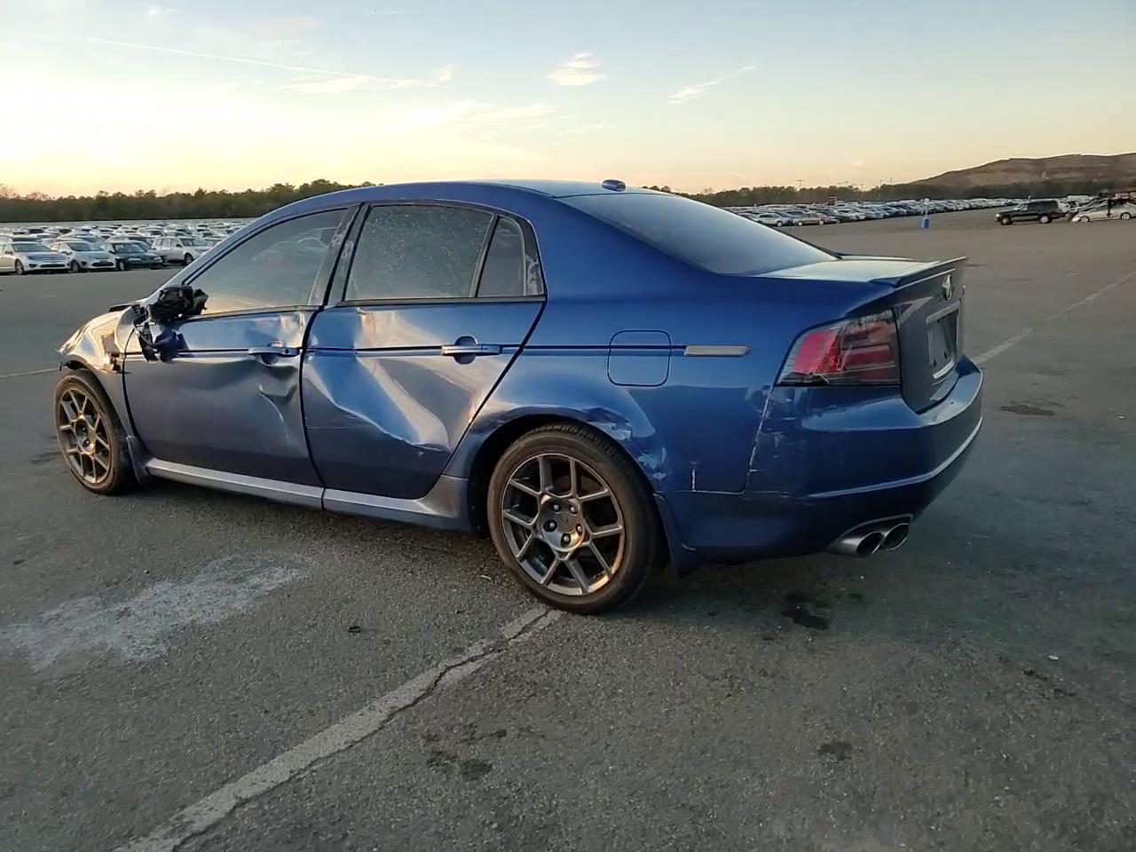 Фото: 19UUA76538A042535