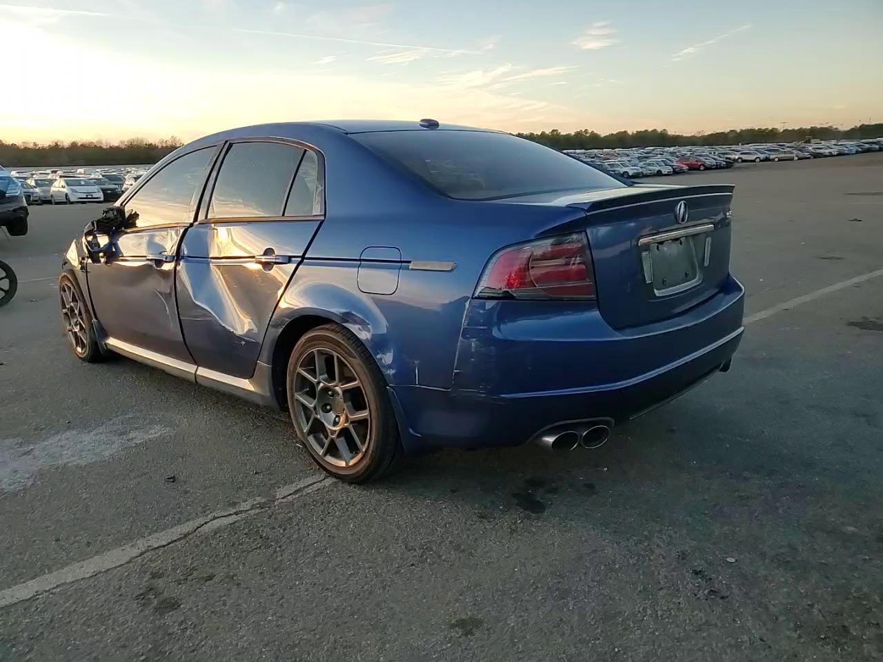 Фото: 19UUA76538A042535