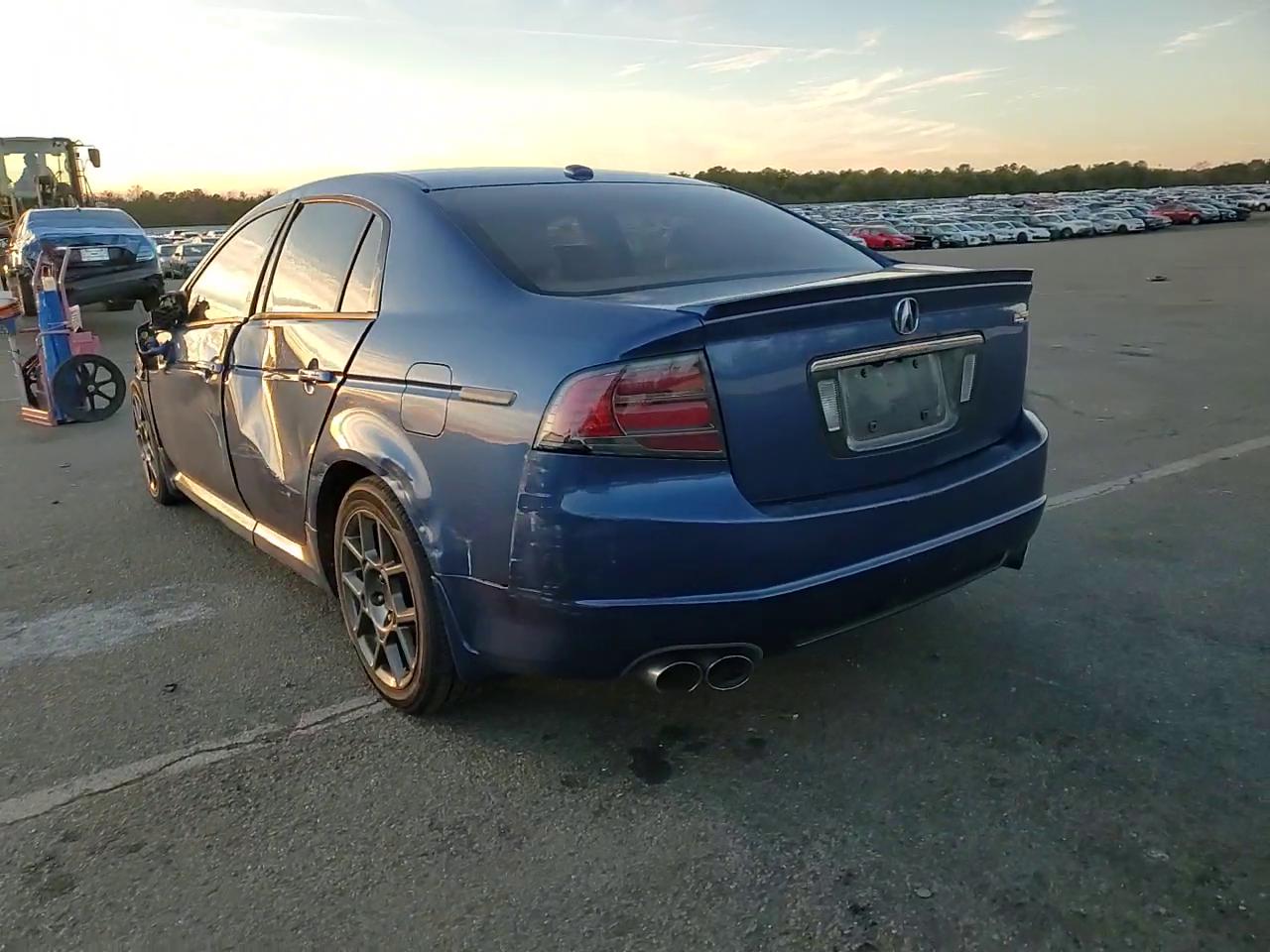 Фото: 19UUA76538A042535