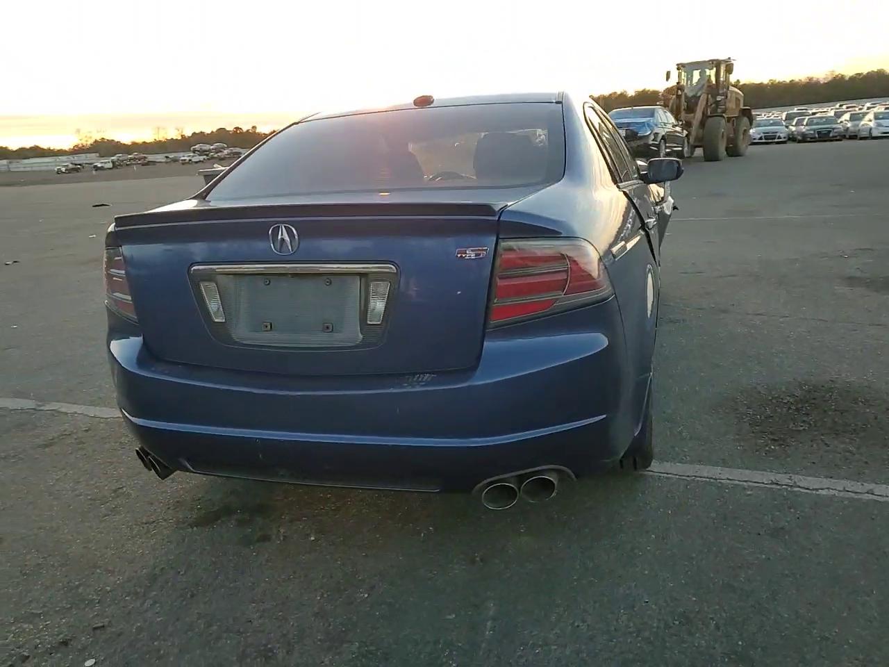 Фото: 19UUA76538A042535