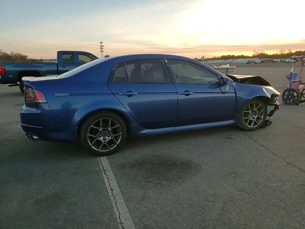 Фото: 19UUA76538A042535