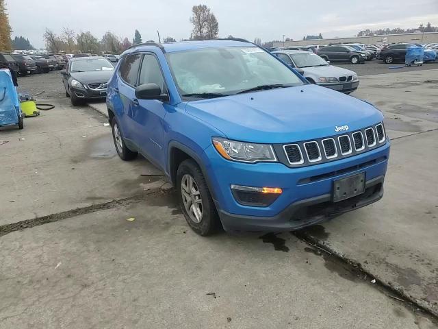 2018 Jeep Compass Sport VIN: 3C4NJCAB9JT182693 Lot: 92016975