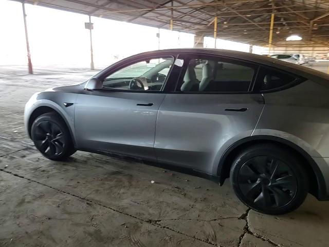 2025 Tesla Model Y VIN: 7SAYGDED5SA375937 Lot: 91885525