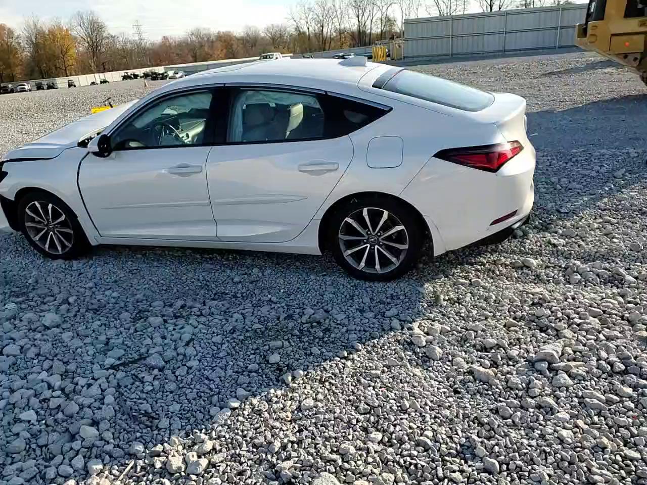 Фото: 19UDE4H26RA027258