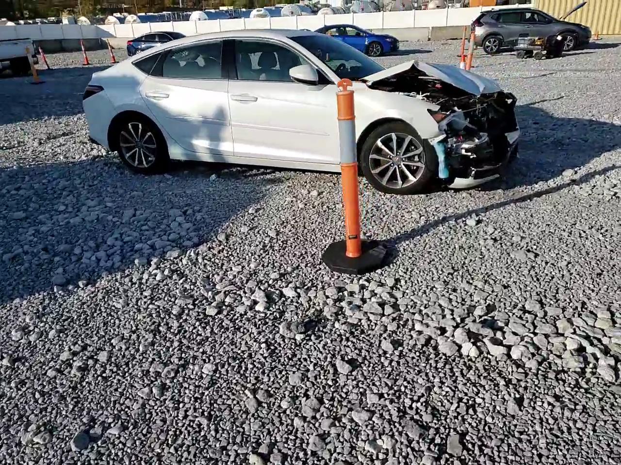 Фото: 19UDE4H26RA027258