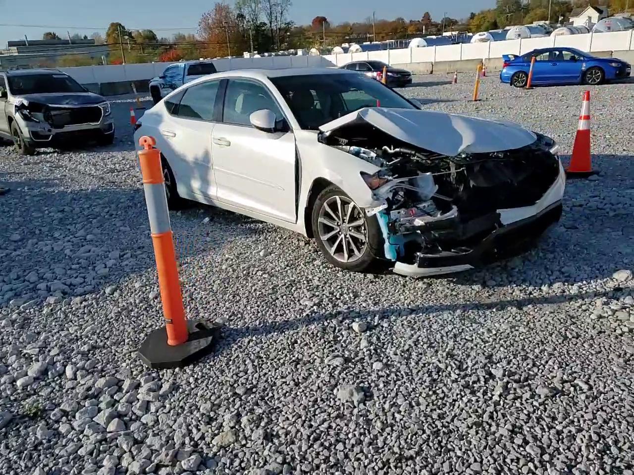 Фото: 19UDE4H26RA027258